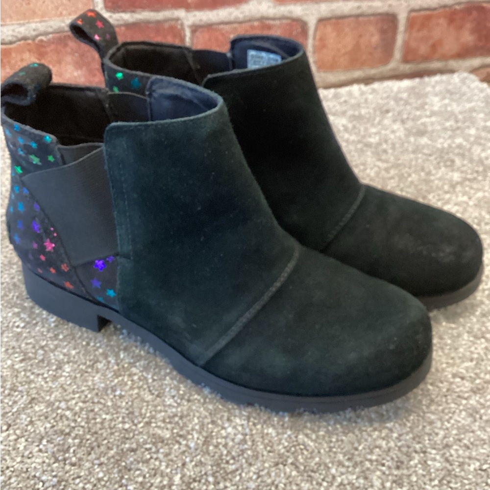 Girls' Sorel Black Suede Ankle Boots with Iridescent Star Heel Accent